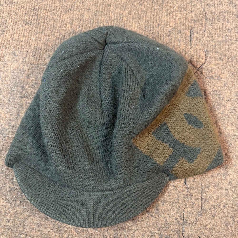 DC Shoes Visor Beanie Hat Mens Olive Green Logo Knit Brimmed Skate Cap A+ clean